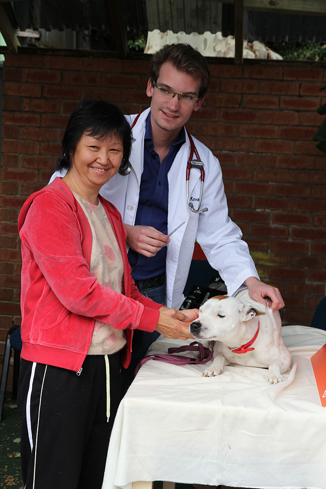 Lily Pen, her dog Pinky and vet Sam Kovac (Photo: Nicole Jackson)