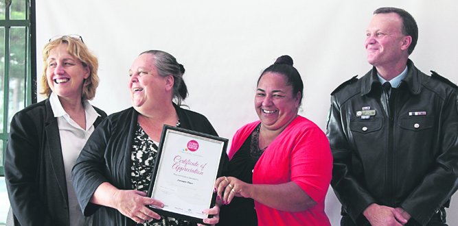 Dr Teresa Anderson, Dianne Rodgers and Vivianne Freeman and Supt Luke Freudenstein (Photo: Lyn Turnbull)