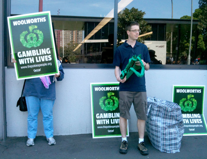 GetUp! protestors outside Woolworths in Redfern, (Photo: Courtesy of Getup! )