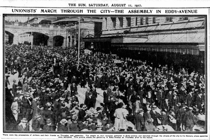 There was a big procession of strikers and their friends on Thursday and yesterday. The people on each occasion gathered on Eddy-avenue and marched through the streets of the city to thew Domain where speeches were delivered. This picture shows the gathering at Eddy-avenue on Thursday prior to the march. Image: The Sun, Saturday August 11, 1917.