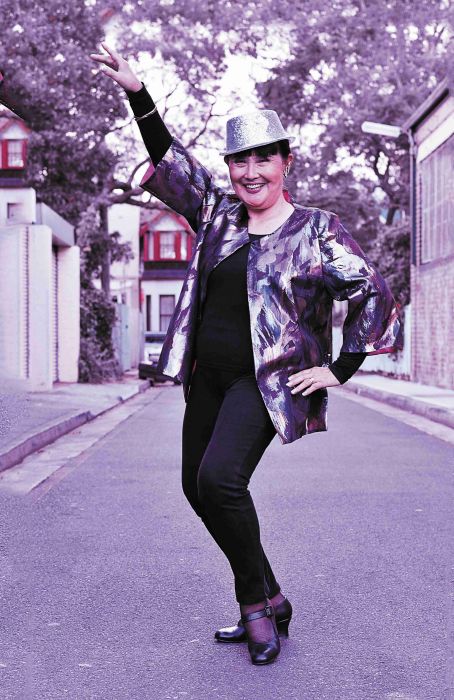 Hats off to Itojo Hardy as she puts the dazzle in “Razzle Dazzle Dames” Photo: Supplied