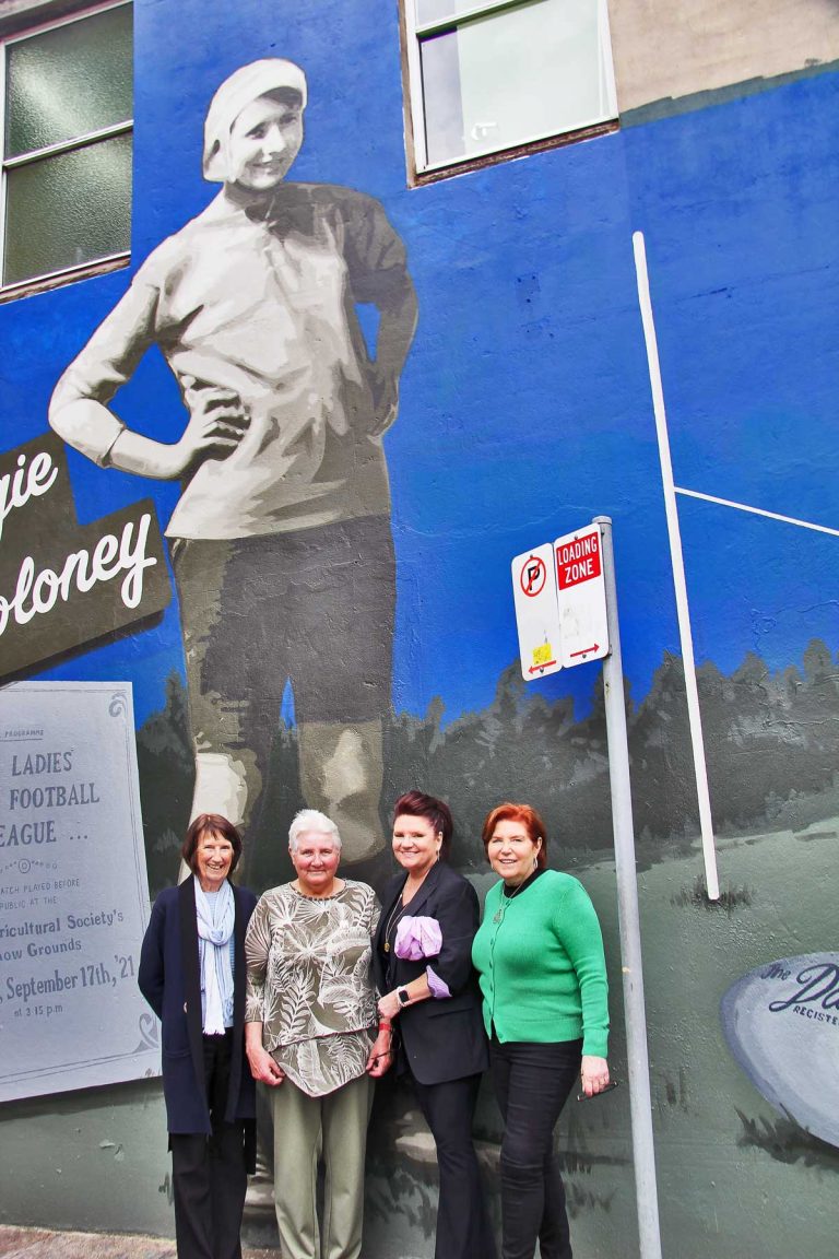 Mural honours league legend