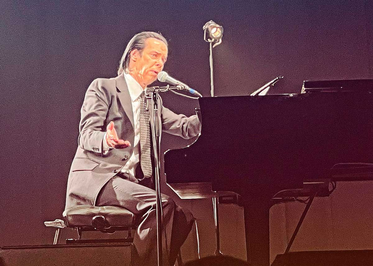 Nick Cave (with Colin Greenwood) - South Sydney Herald